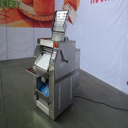 reciprocating belt toast slicer